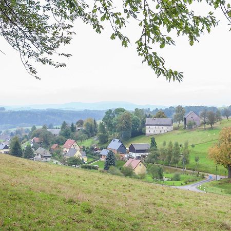 Charming Holiday Home In Hohnstein Ot Lohsdorf Buitenkant foto