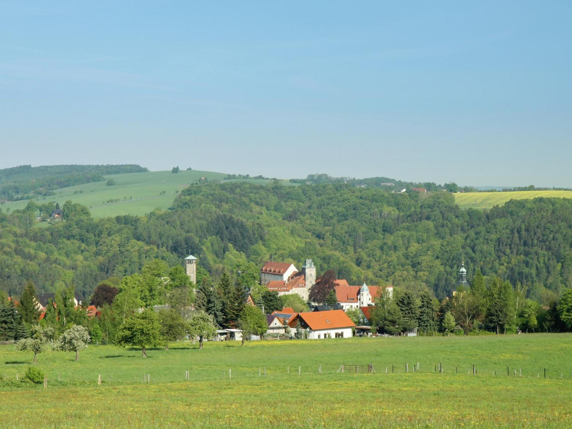 Charming Holiday Home In Hohnstein Ot Lohsdorf Buitenkant foto